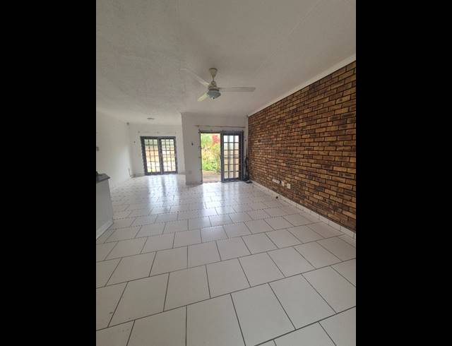 3 BEDROOM SECTIONAL TITLE FOR SALE IN MANABA BEACH